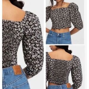 LEVI’S THE STATEMENT FLORAL VINTAGE INSPIRED TOP MEDIUM BLACK